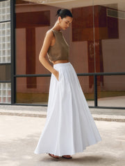 Lightweight & flattering women’s maxi skirt – flowing design, breathable fabric, for casual or professional wear 2