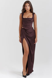 Supportive women’s corset maxi skirt set – structured top, flowing design, for versatile occasions 1